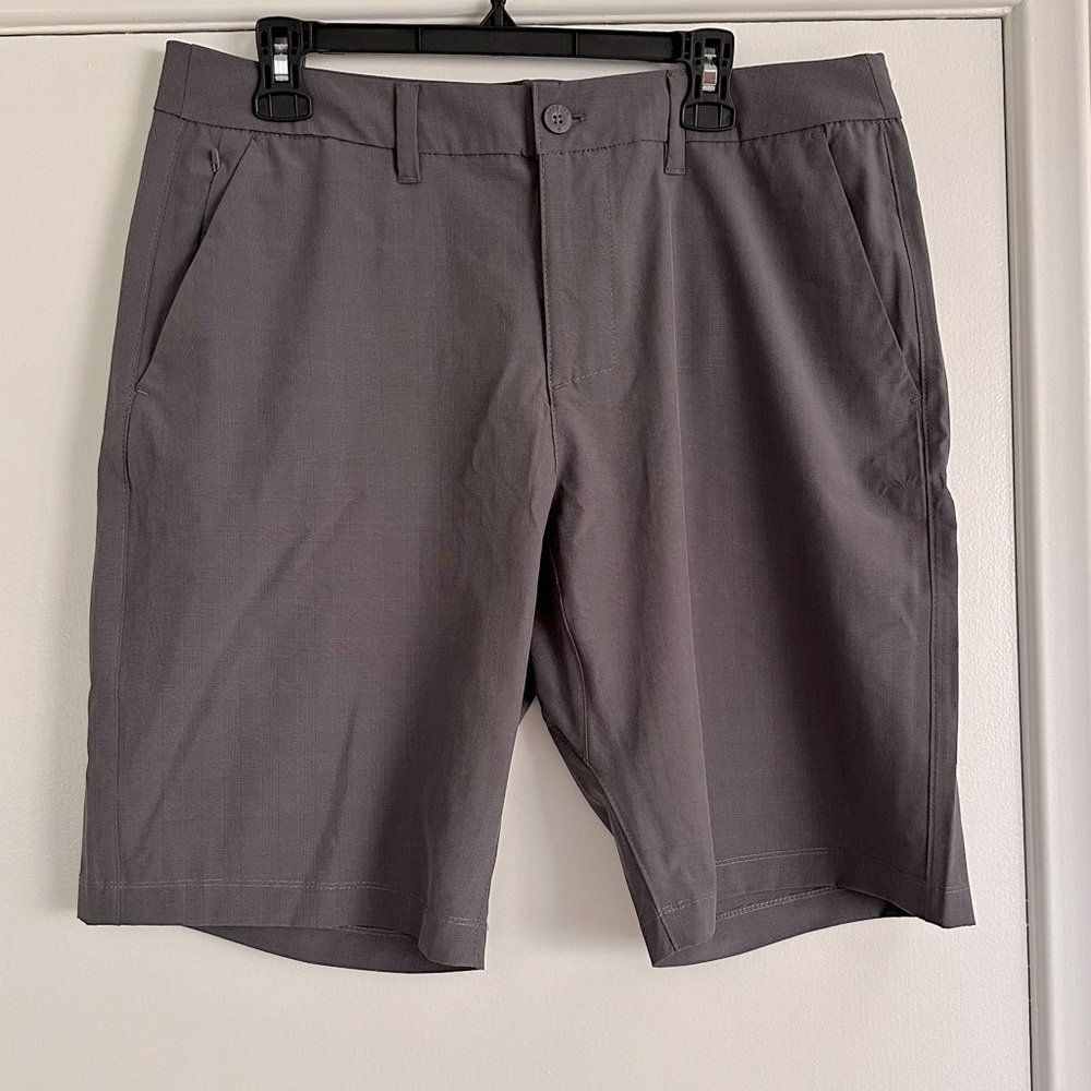 NWOT Hang Ten Black and White Checkered Shorts